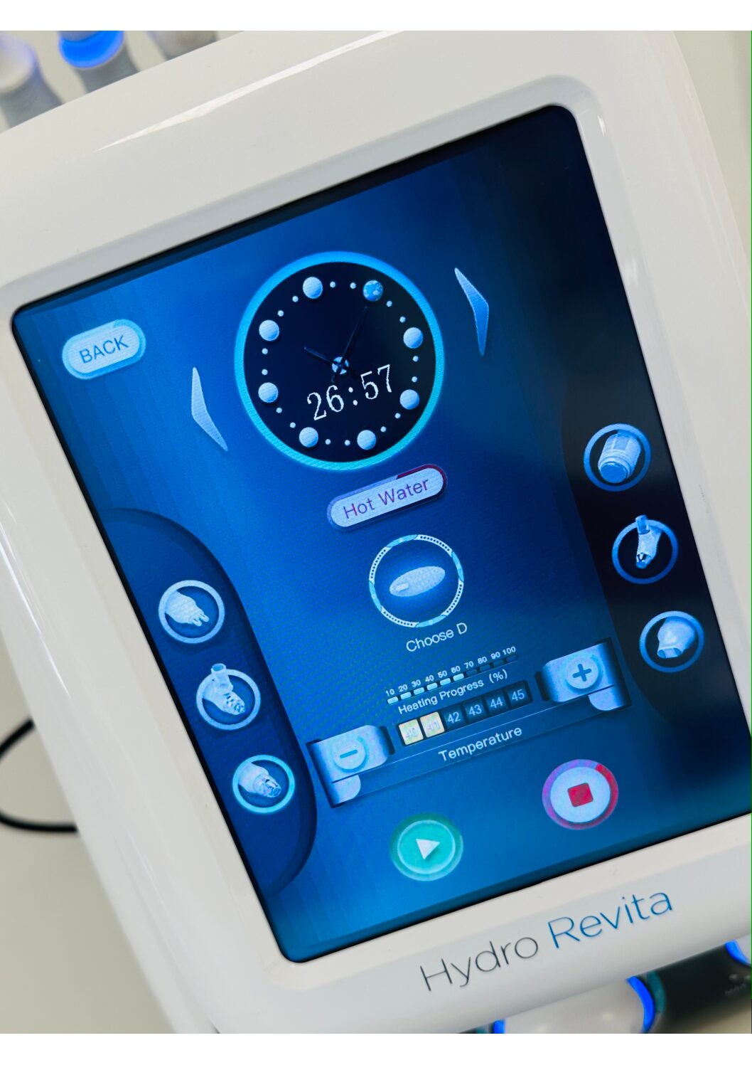 HydraDermabrasion - Hydro Revita 6 in 1 - Training Course - Image 3